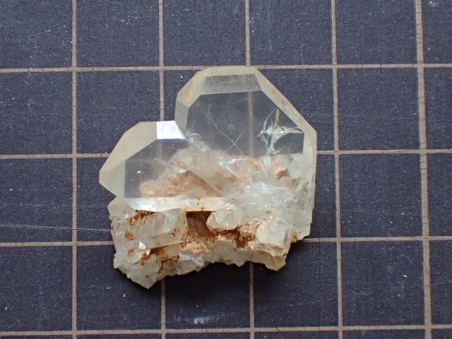 ★国産鉱物★　奈留島の水晶（日本式双晶）_画像5