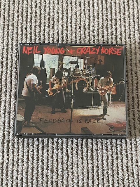 Neil Young & Crazy Horse 「Feedback Is Back」 2CD　TNT Studio_画像1