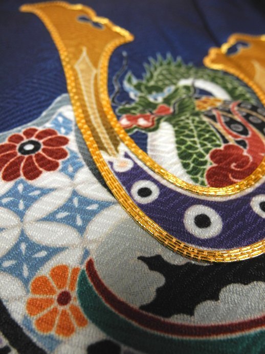 七五三 新作 高級3歳男の子着物(被布コート)セット【秀】◇金駒刺繍