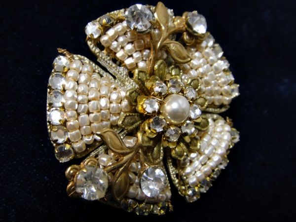  Vintage Miriam Haskell stamp Miriam haskell pearl . rhinestone. brooch 