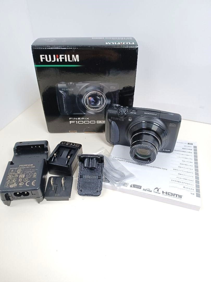 FUJIFILM FINEPIX F1000EXR デジタルカメラ