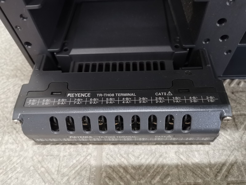 ☆動作保証☆ KEYENCE TR-W1000+TR-TH08 タッチ型データレコーダ ☆動作保証☆ KEYENCE TR-W1000+TR-TH08 タッチ型データレコーダ