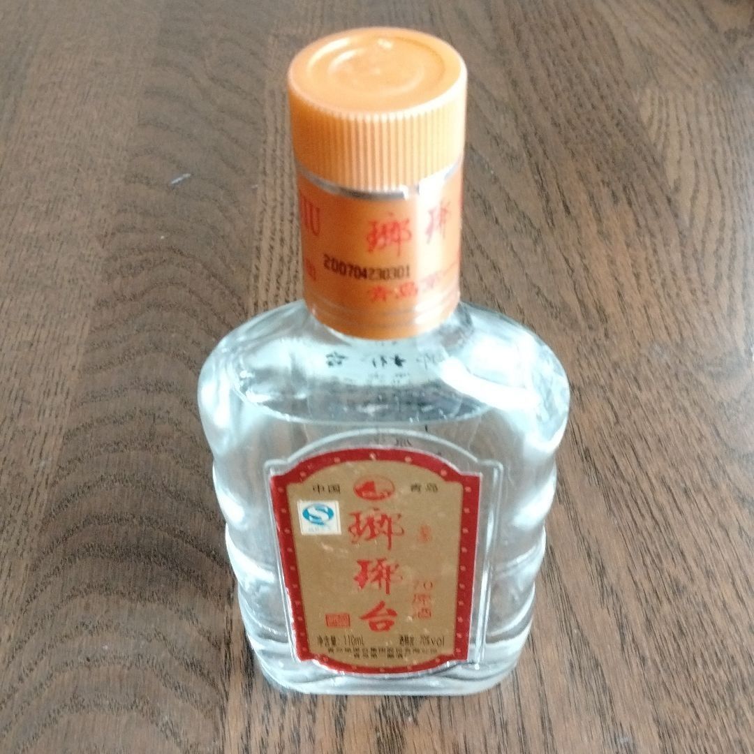 中国酒(白酒)瑯台70vol純高粱原酒 中国最高級青島名酒 2007年4 中国酒(白酒)瑯台70vol純高粱原酒 中国最高級青島名酒 2007年4