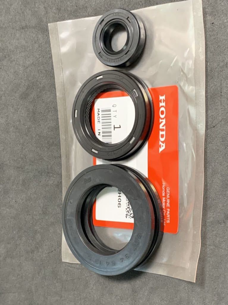 ヤフオク! - CBX400F エンジンオイルシール 3点セット 純正新品...
