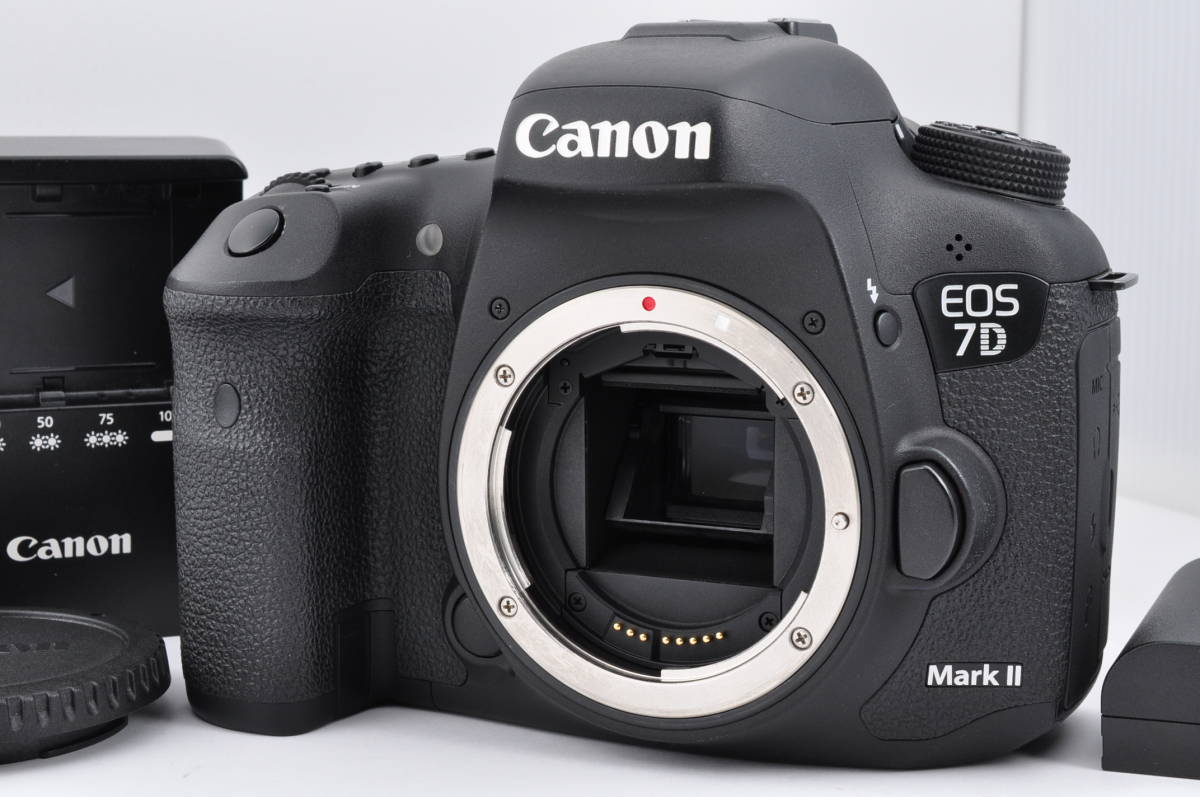 CANON EOS 7D Mark II シャッター数：28720　超絶美品　#EB04