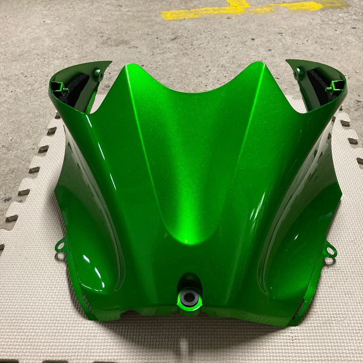 カワサキ ZX-14R タンクカウル ゴールデンブレイズドグリーン カワサキ ZX-14R タンクカウル ゴールデンブレイズドグリーン