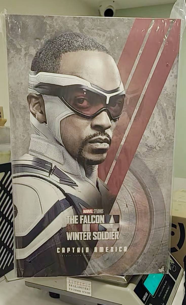  free shipping hot toys 1/6 Falcon & winter * soldier Captain * America unopened new goods TMS040 Captain America HOTTOYS