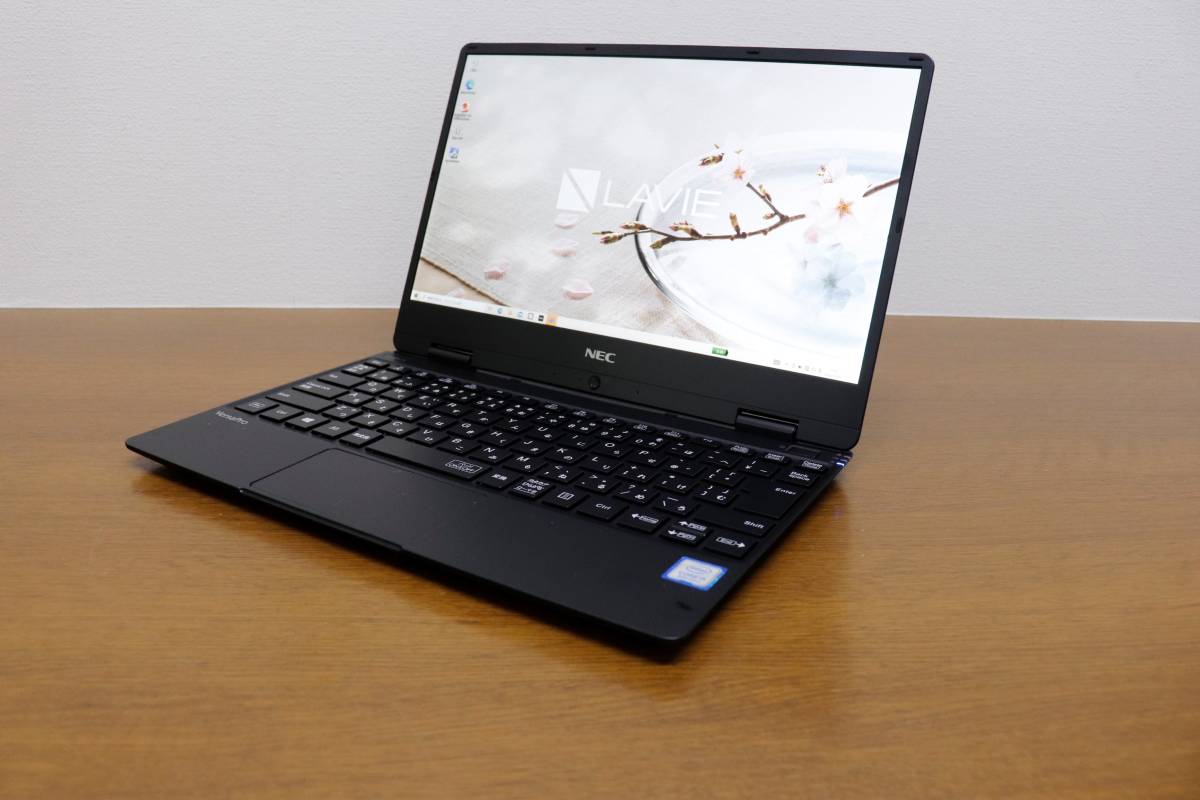 ポイント10倍】 メモリ16GB ノートPC 【軽量薄型】NEC VKT13/H-4(NM550