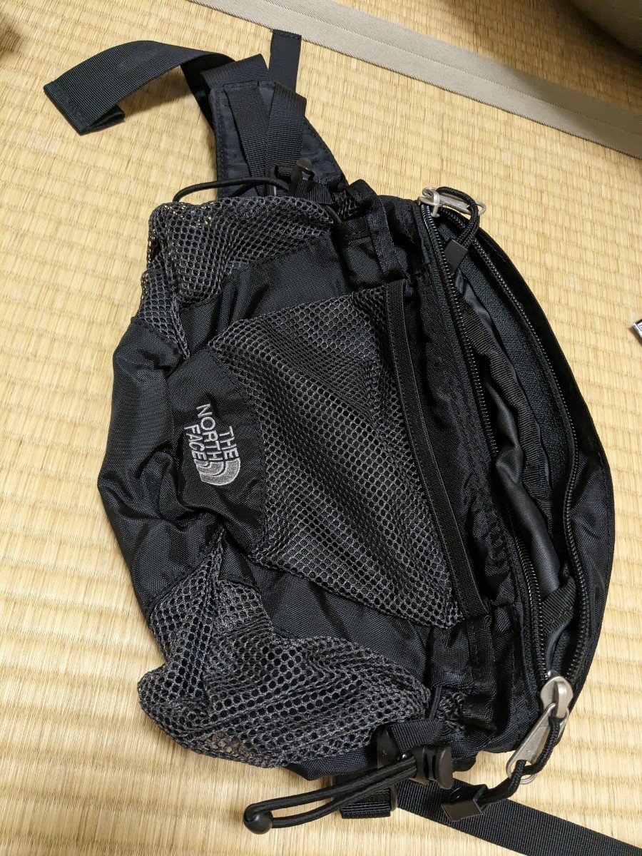 ノースフェイスボディーバック中古品　the north face バック　ウエストバック_画像1