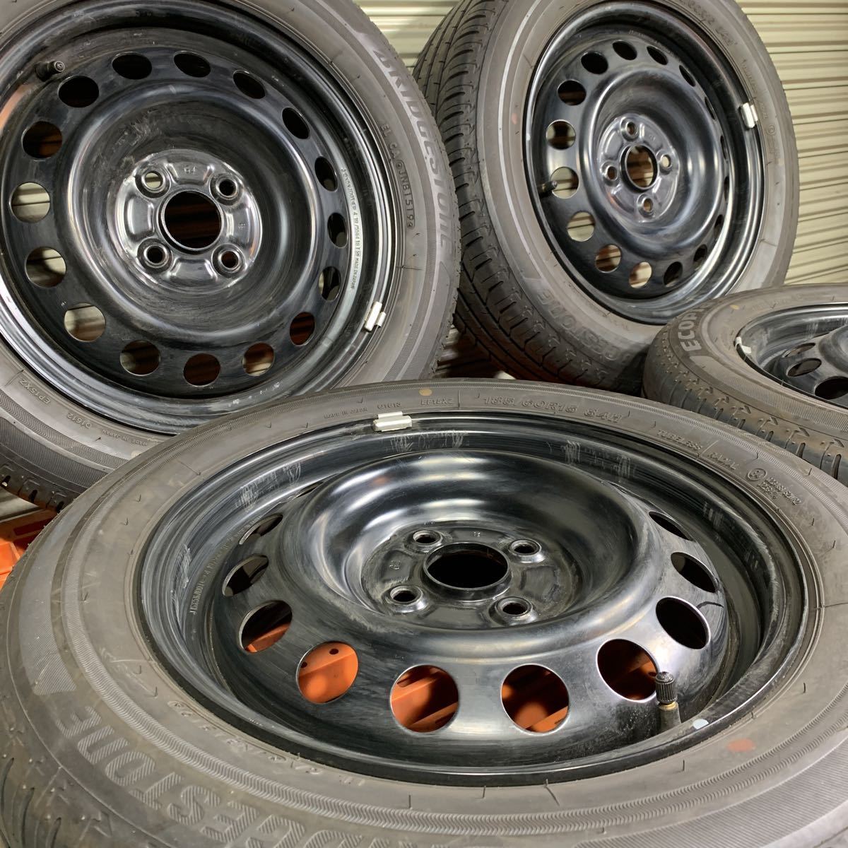 15インチ スチールホイール 4本セット 2019年製 ブリヂストン 夏タイヤ エコピア 185/60R15 アクア カローラ ヤリス ヴィッツ フィットの画像1