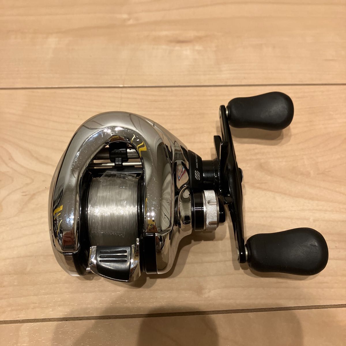 シマノ　SHIMANO 12アンタレスHG 右ハンドル