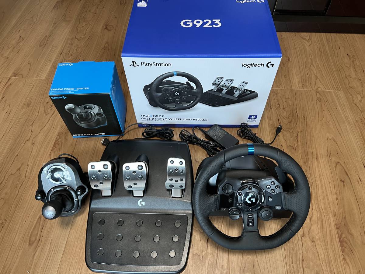新品同様 Logicool G923(並行輸入品)シフター付き | doguniverse.ma