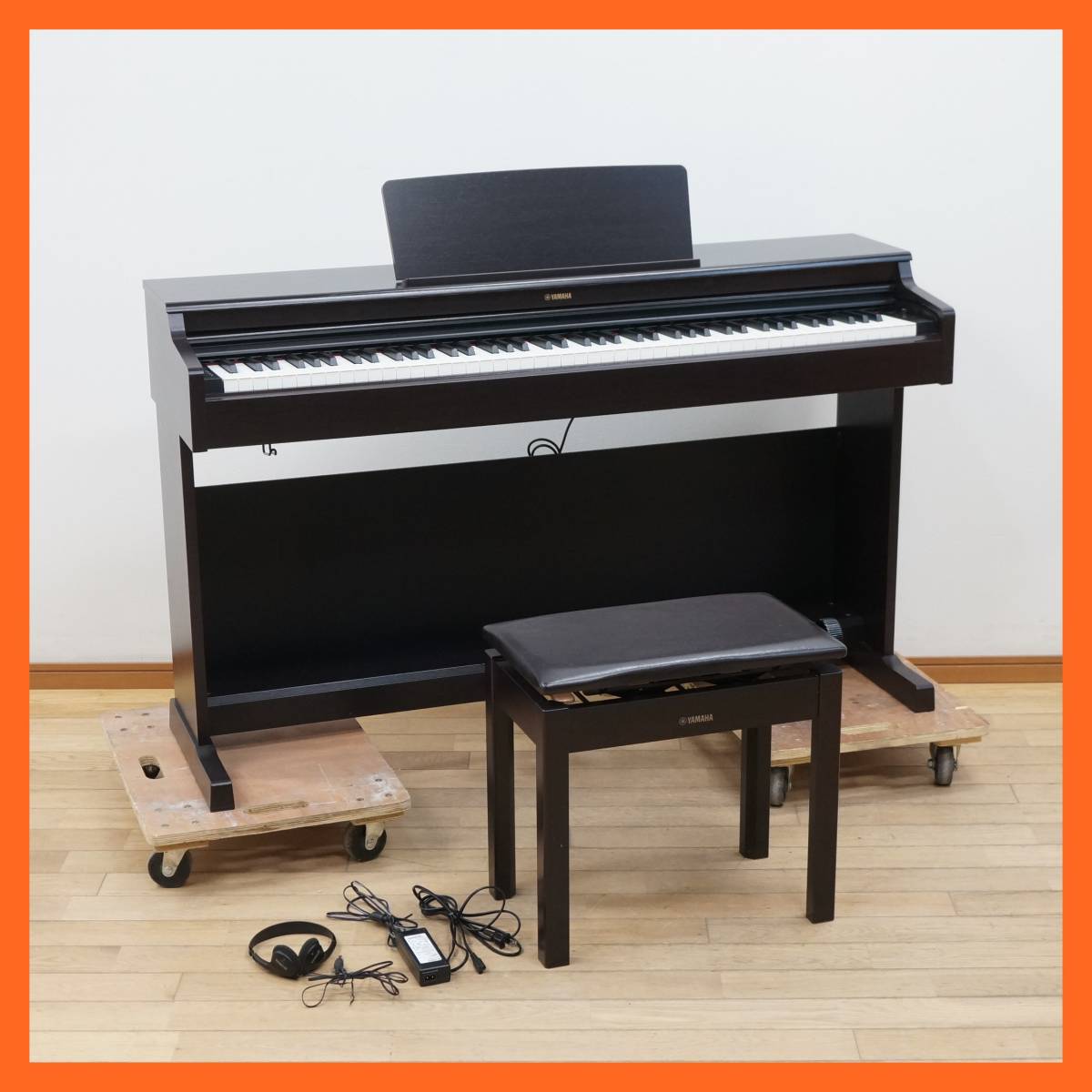 東ハ:【ヤマハ/YAMAHA】ARIUS 電子ピアノ YDP-164R 2019年 ニューダークローズウッド調仕上げ 高低自在イス付 アリウス  デジタルピアノ