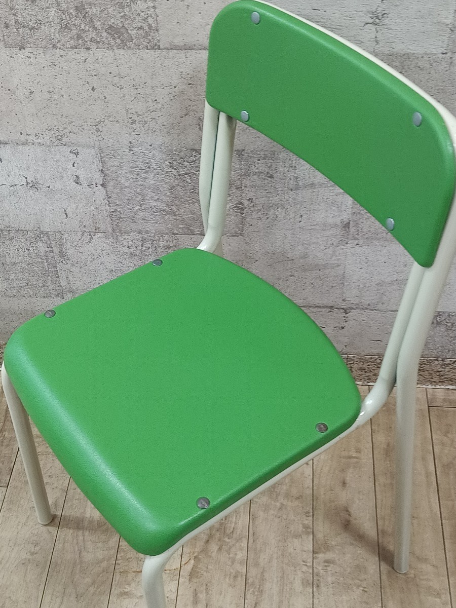 学校用椅子