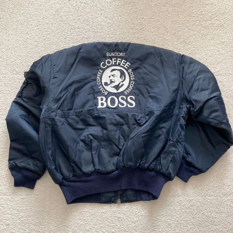 サントリー BOSS ボスジャン 97年 フライトジャケット ロゴ刺繍 ロゴメタルプレート 未使用　ボスジャン '97_画像2