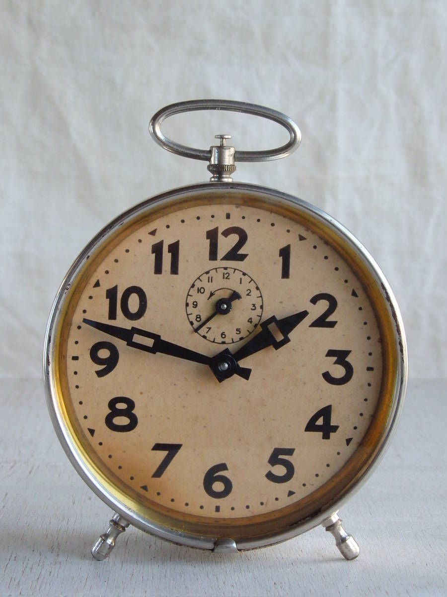 フランスアンティーク 時計 置時計 目覚まし時計 古い 手巻き ブロカント ビンテージ 蚤の市 仏 ジャンクの画像2