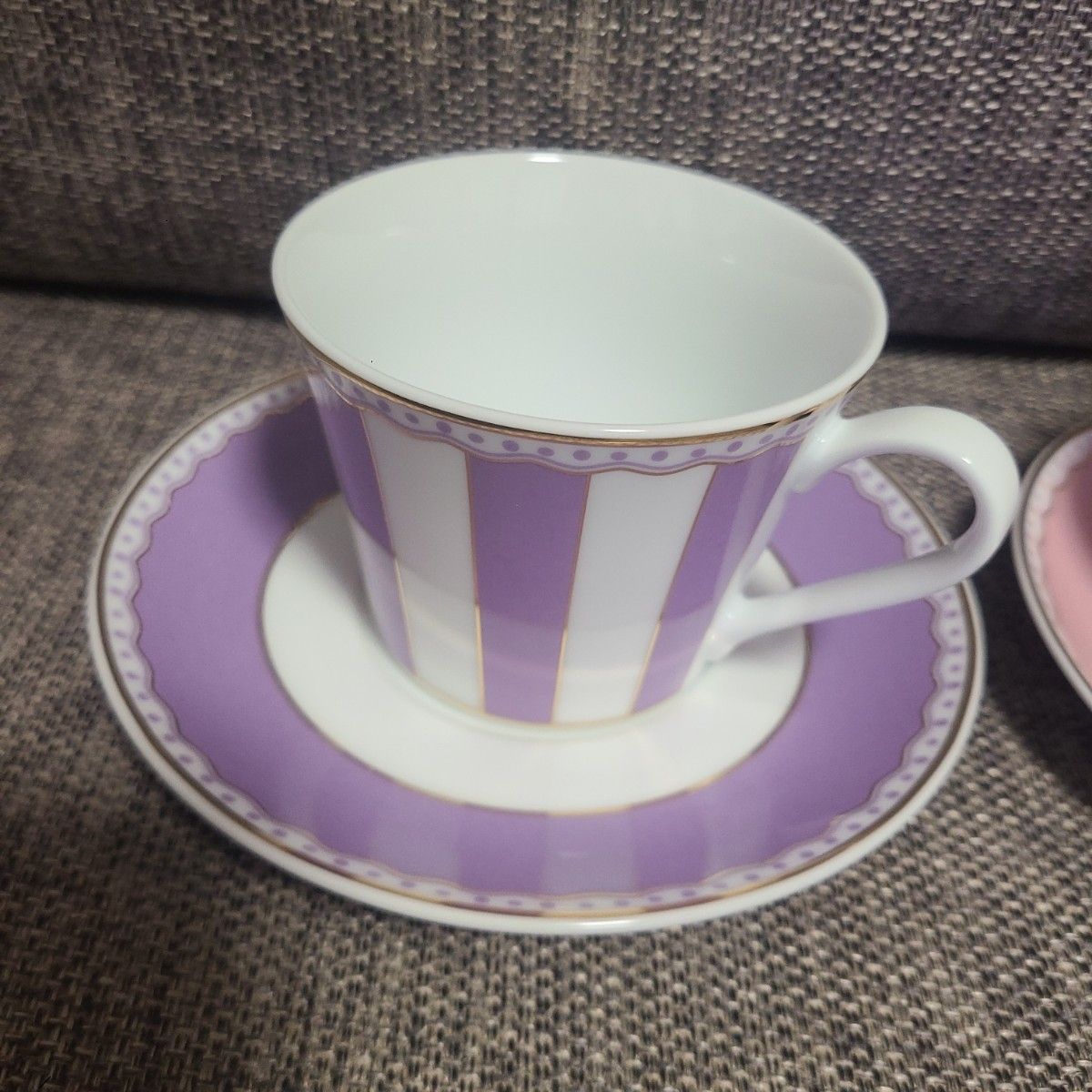 未使用 Noritake ノリタケ カップ&ソーサー カーニバル ピンク 未使用 Noritake ノリタケ カップ&ソーサー カーニバル ピンク
