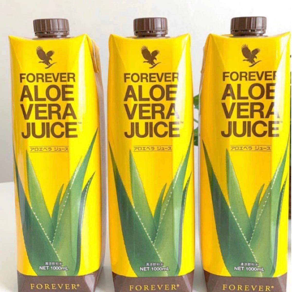 今年も話題の フォーエバー アロエベラジュース330 6本 ピーチ 6本