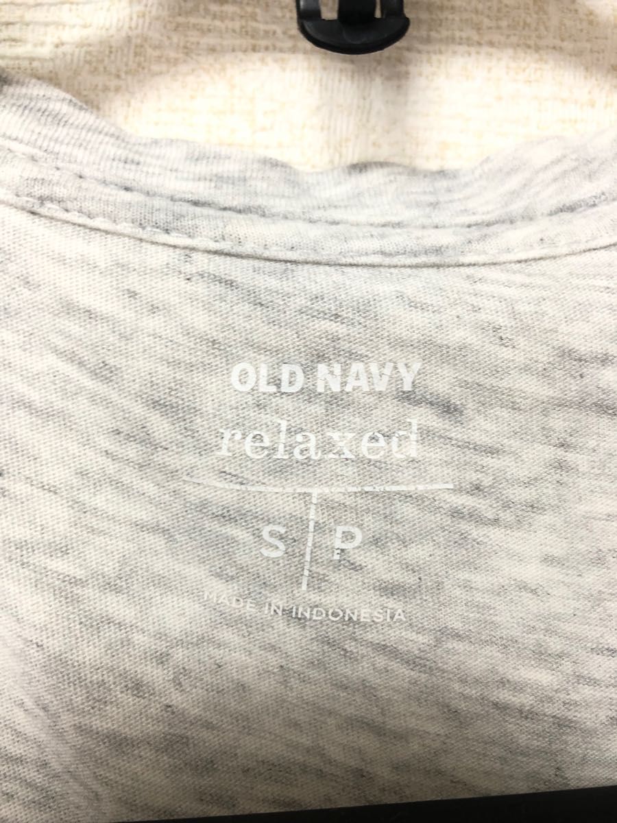 【OLD NAVY】オールドネイビー 深Vネック Tシャツ 半袖 グレー