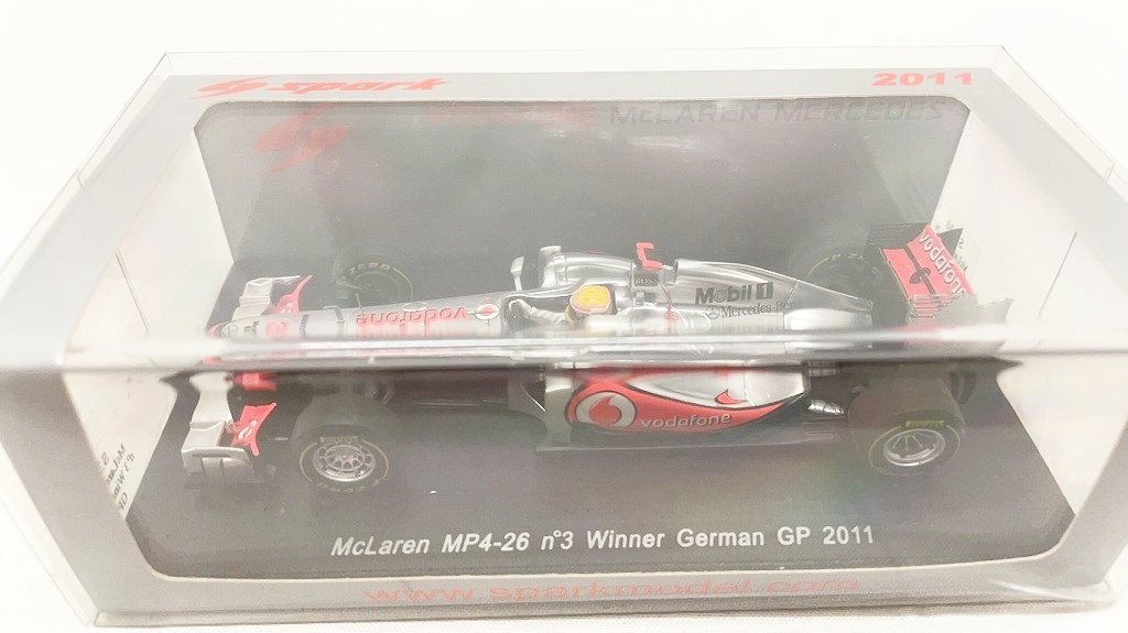 スパーク 1/43 ボーダフォンマクラーレンメルセデス MP4-27 ルイスハミルトン#4 2012 イタリアGP優勝 Vodafone McLaren MERCEDES JA-324_画像10