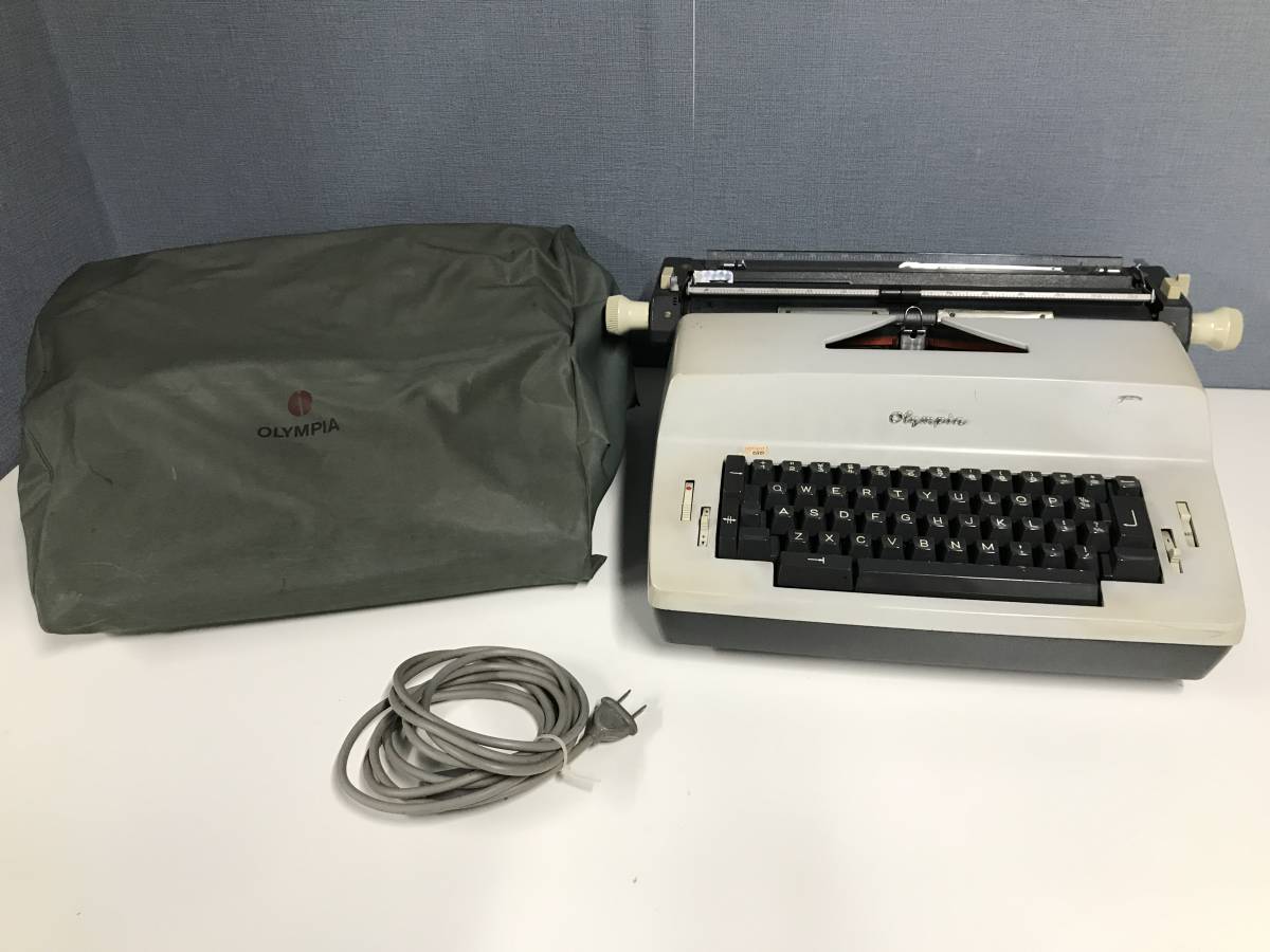 OLYMPIA 올림피아 타자기 SGE30WERKE AG 독일 Made in Germany 안티크