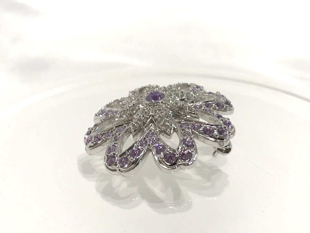 #[YS-1] beautiful goods # Swarovski # crystal brooch flower # silver group light purple series diameter 3.5cm [ including in a package possibility commodity ]#D