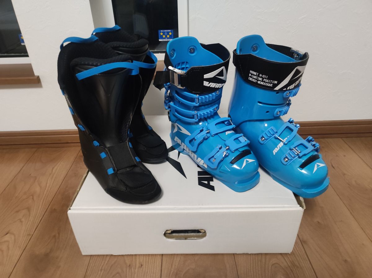 AVIRIVA S.HORNET-S 23.5cm-