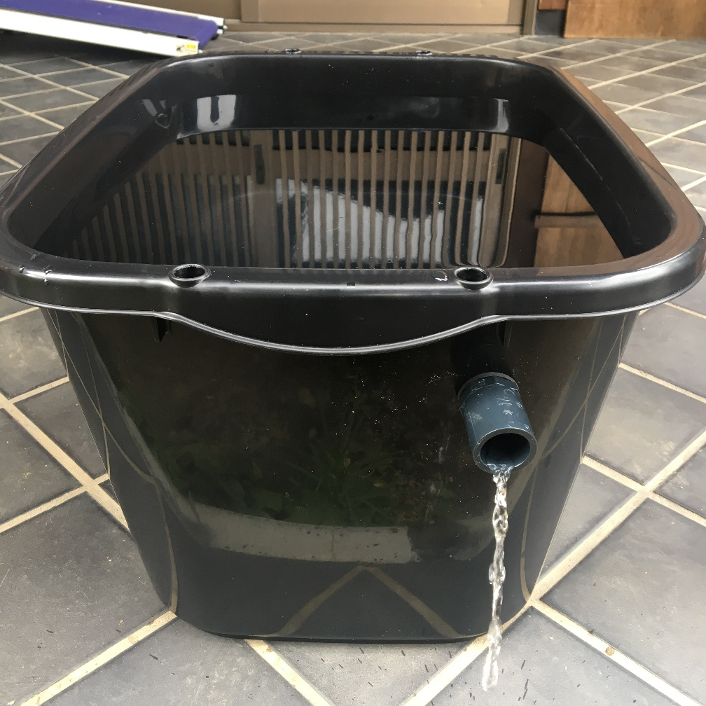 ☆メダカ飼育ケース1個 トロ舟40L オーバーフロー加工済☆めだか容器