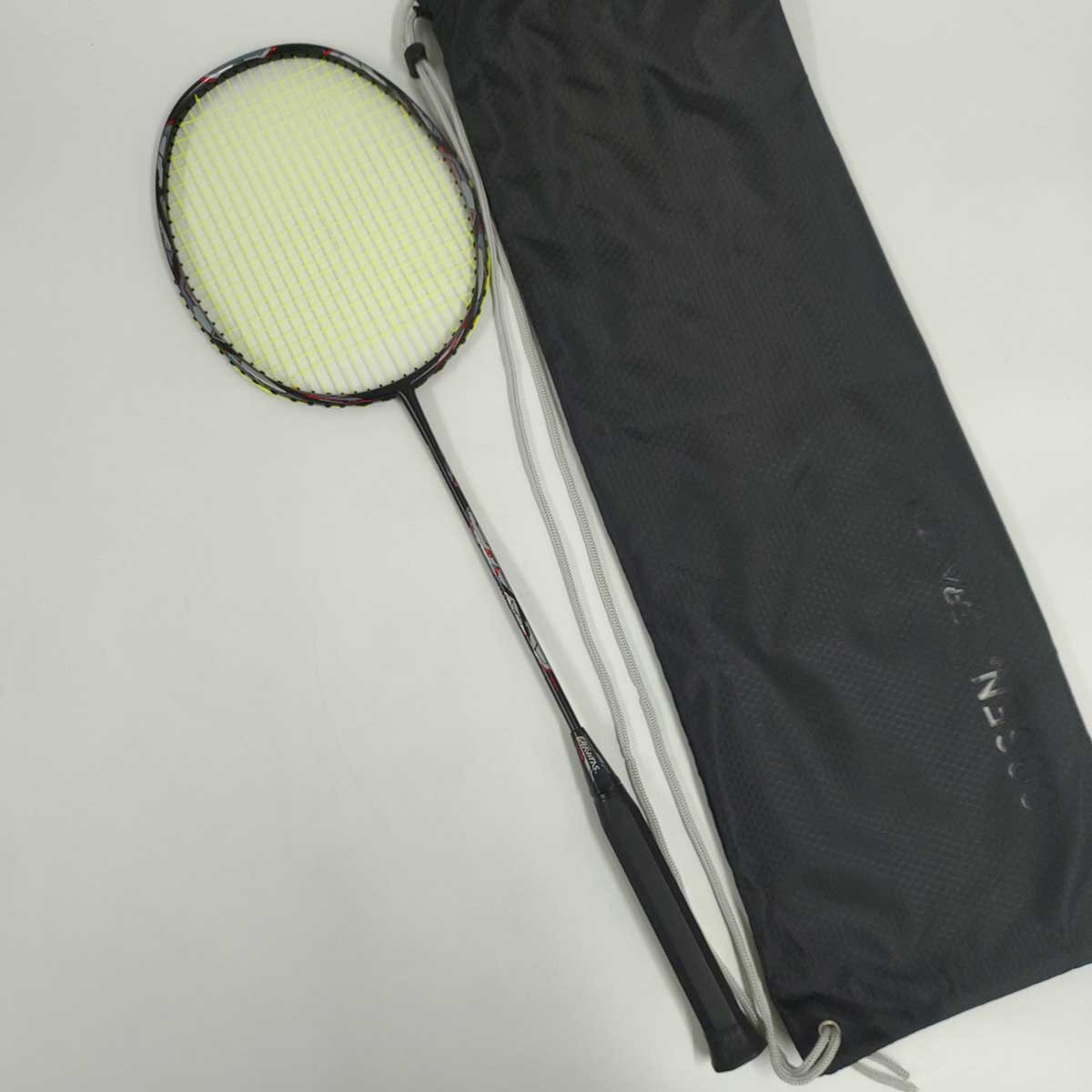 中古】ゴーセンGRAVITAS 8.5-SX バドミントンラケットグラビタス8.5-SX