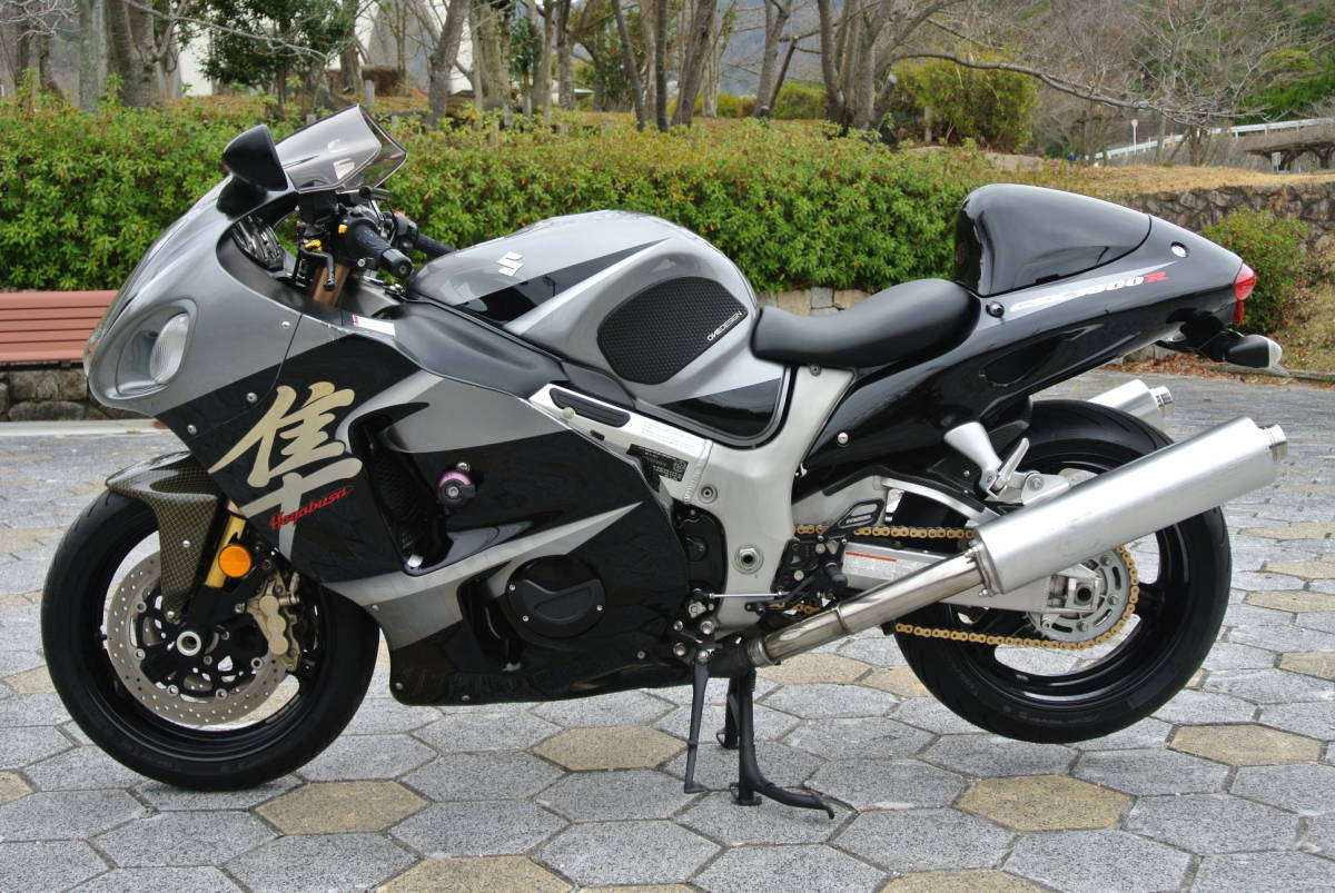 GSX1300R ハヤブサ 隼‘05年モデルK5 カナダ仕様 車検令和5年8月まで ETC内蔵 L.E.D.ライト カーボン前後 ハンドルアップほか 機関好調の画像2