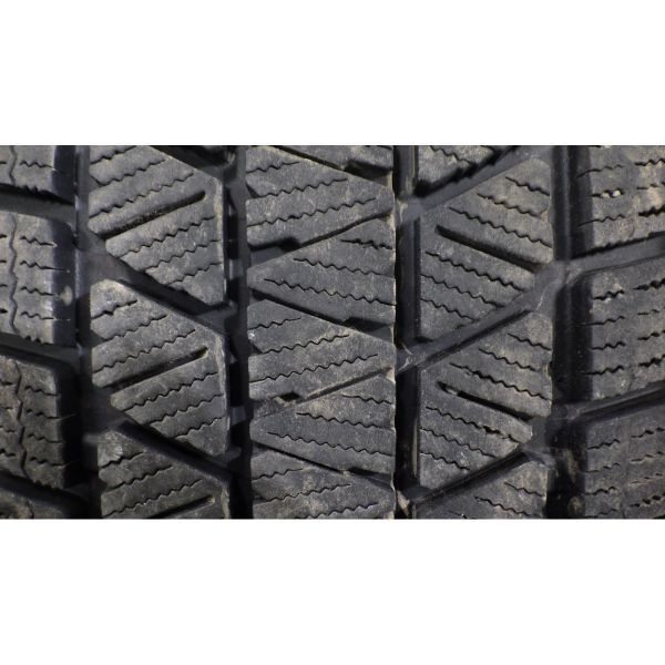 ブリヂストン BLIZZAK DM-V3 265/70R17 4本/2019年製8分山