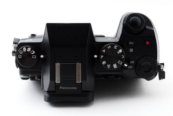 11978☆美品☆ Panasonic パナソニック LUMIX DMC-G7 ボディ
