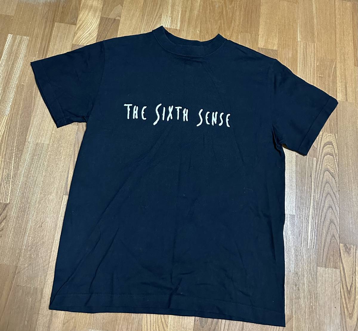 新品 未使用品 映画 シックスセンス tシャツ|Yahoo!フリマ(旧 新品 未使用品 映画 シックスセンス tシャツ|Yahoo!フリマ(旧