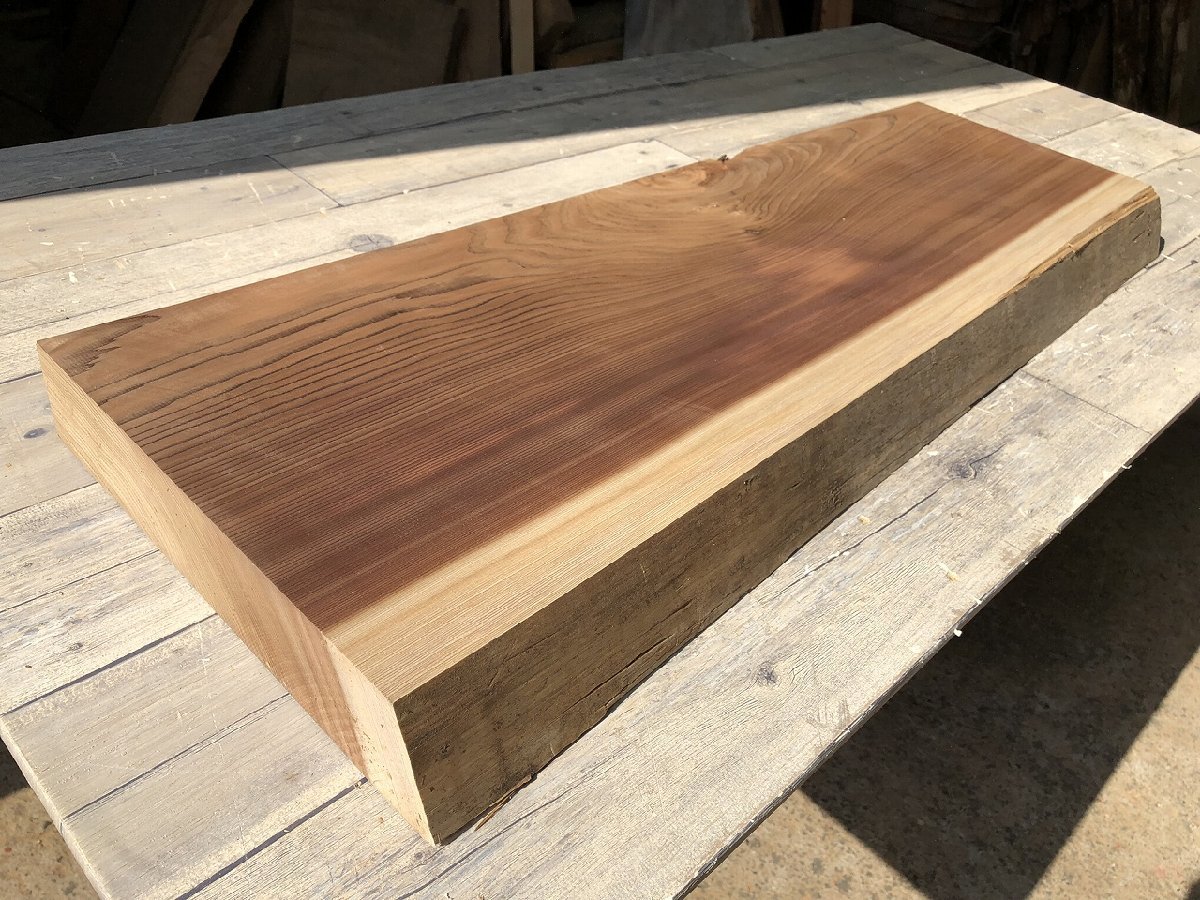 【DJ423P】吉野杉 1075×～367×70㎜ 一枚板 材料 天然木 無垢材 木材 希少材 乾燥材 銘木 木工 テーブル《銘木登屋》