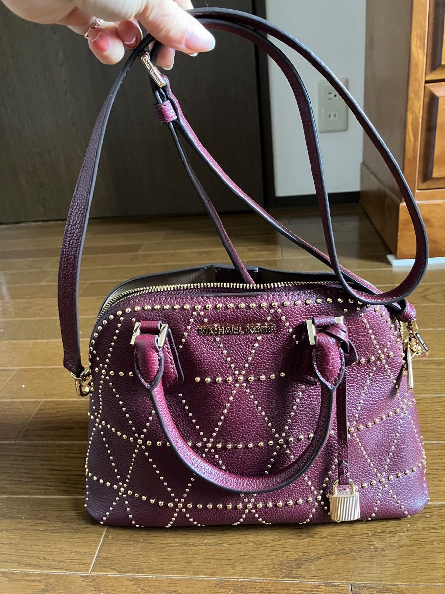 MICHAEL KORS【マイケルコース】2way ハンドバッグ　ショルダーバッグ　スタッズ　ボルドー