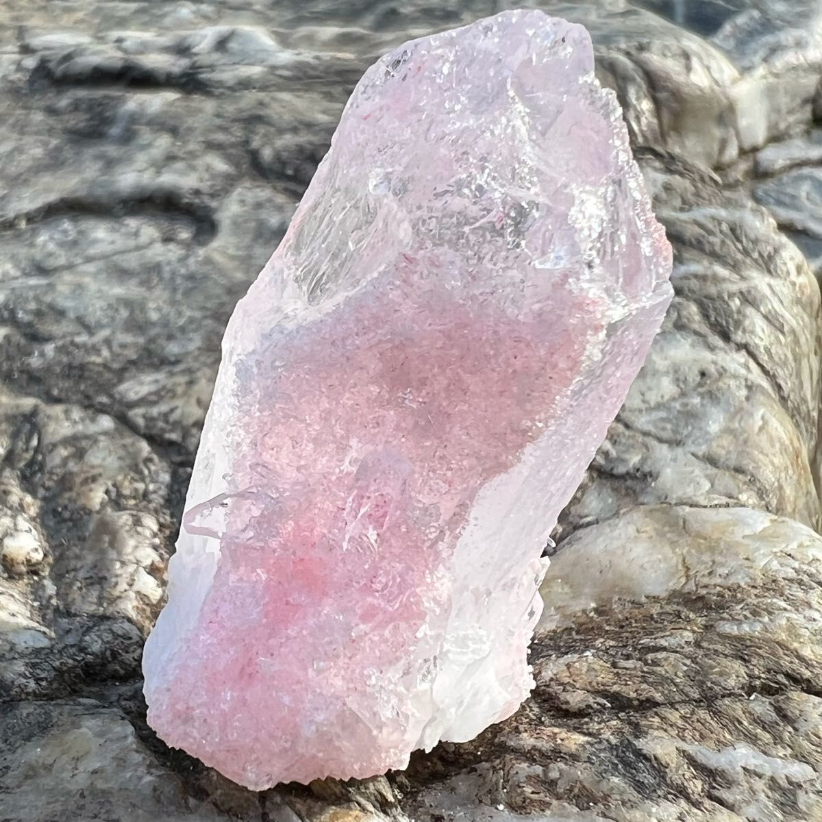 ピンクキャンドルクォーツ　鉱物原石　ピンクパイナップルクォーツ　南アフリカ