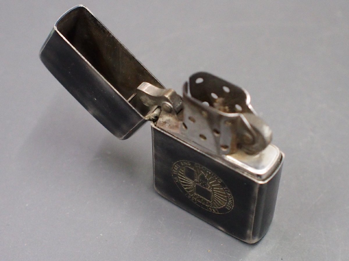 レア物 50周年記念モデル 1932-1982 50 YEARS AND GLOWING STRONGER ジッポー ZIPPO 1987年式 ケース AのIII インサイドユニット JのII_画像3