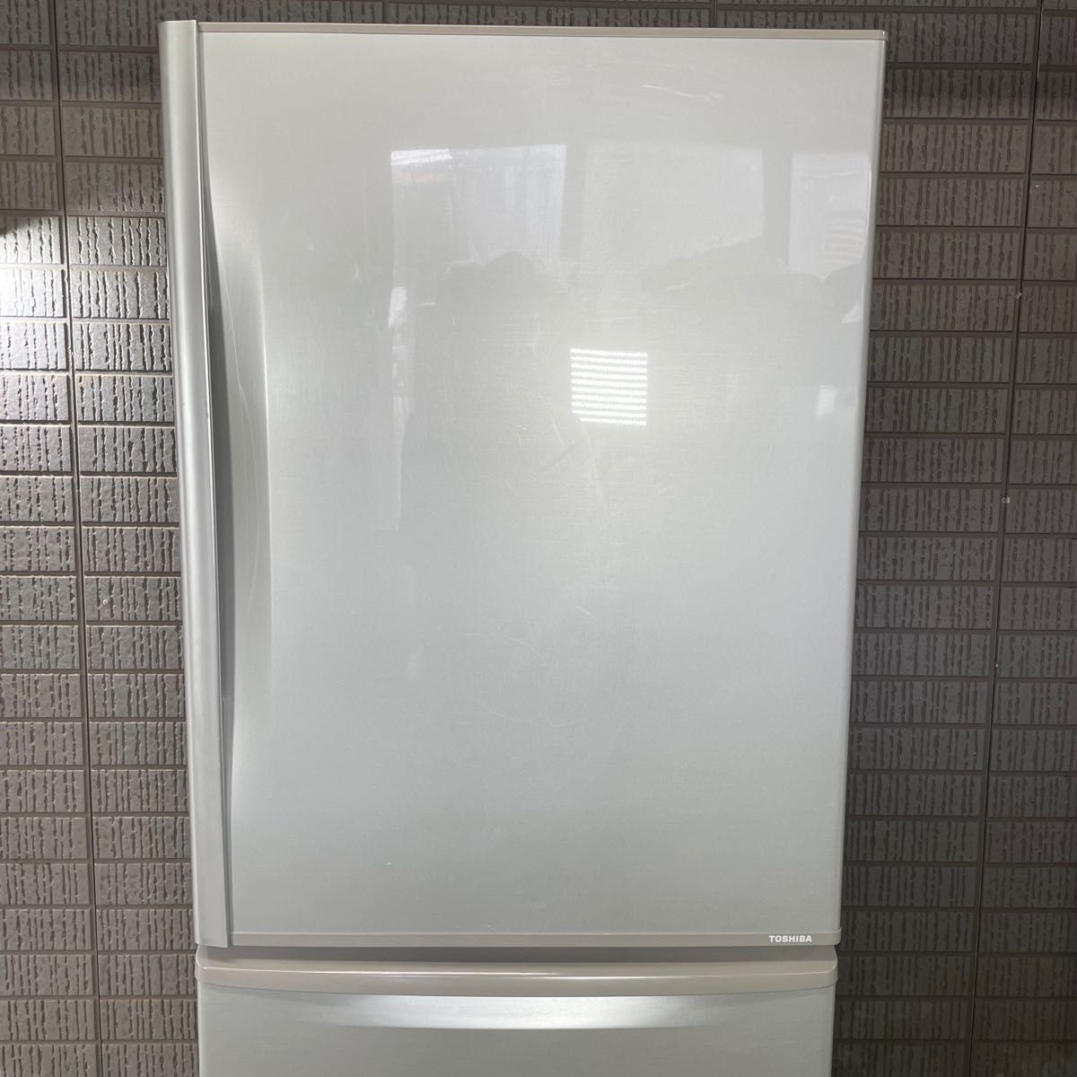 東芝 424L 冷蔵庫 5ドア シルバー系 真ん中野菜室【地域限定配送無料】