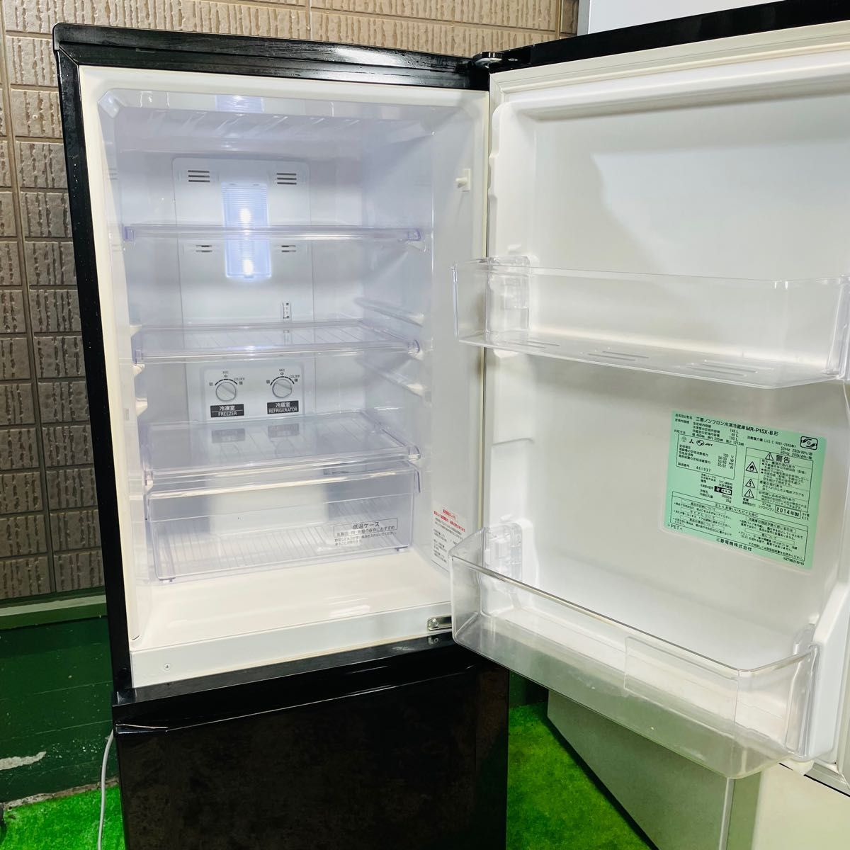三菱 146L冷蔵庫 ブラック 耐熱天板 人気モデル【地域限定配送無料 
