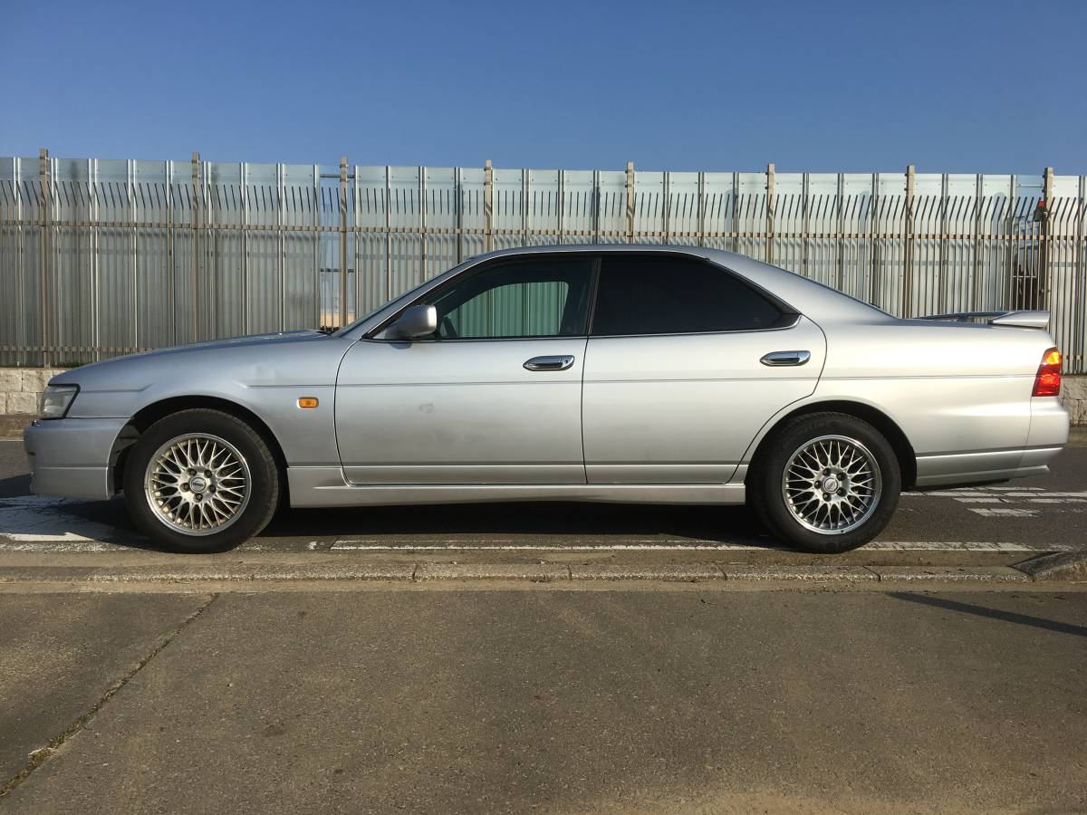  rare Nissan Laurel 25 Club S turbo type X RB25 mileage 49000. dealer maintenance vehicle inspection "shaken" H31 year 2 month selling out 