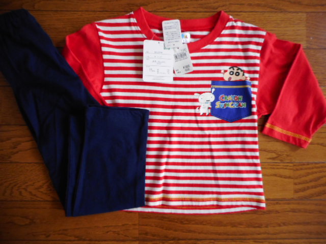 ☆新品　クレヨンしんちゃん　長袖パジャマ　１００　☆