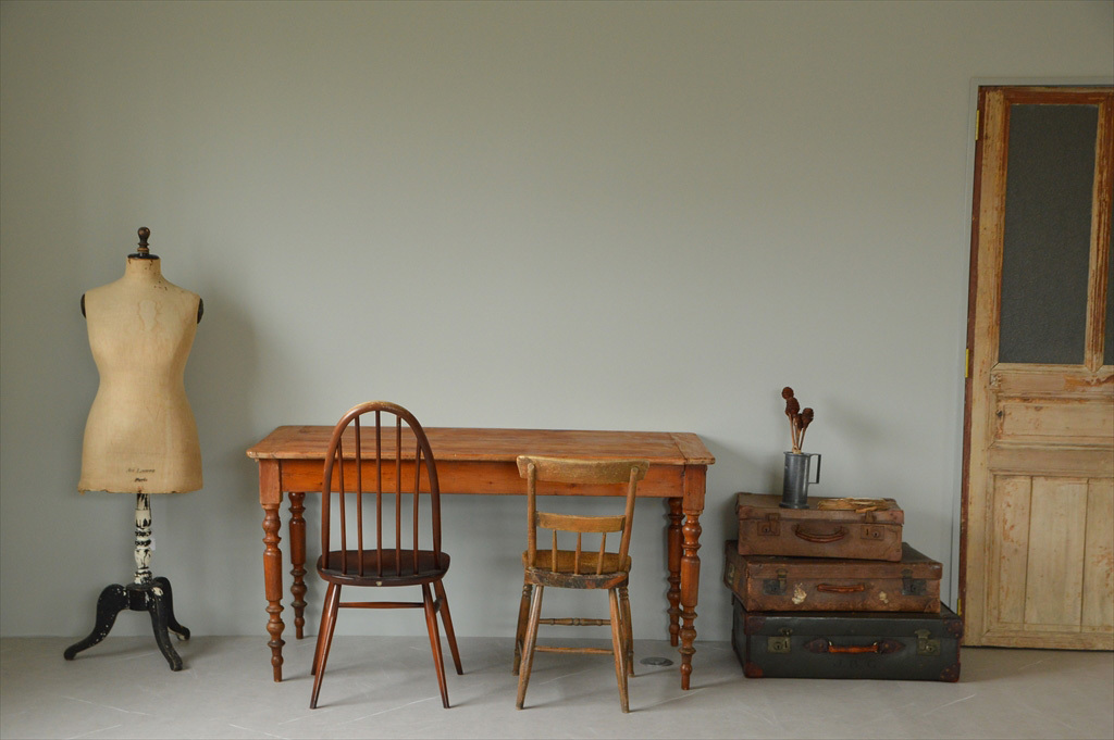  France antique * old tree dining table A/ wooden desk / working bench / display shelf / desk / dining table / stand for flower vase / store furniture / display pcs / French Vintage furniture 