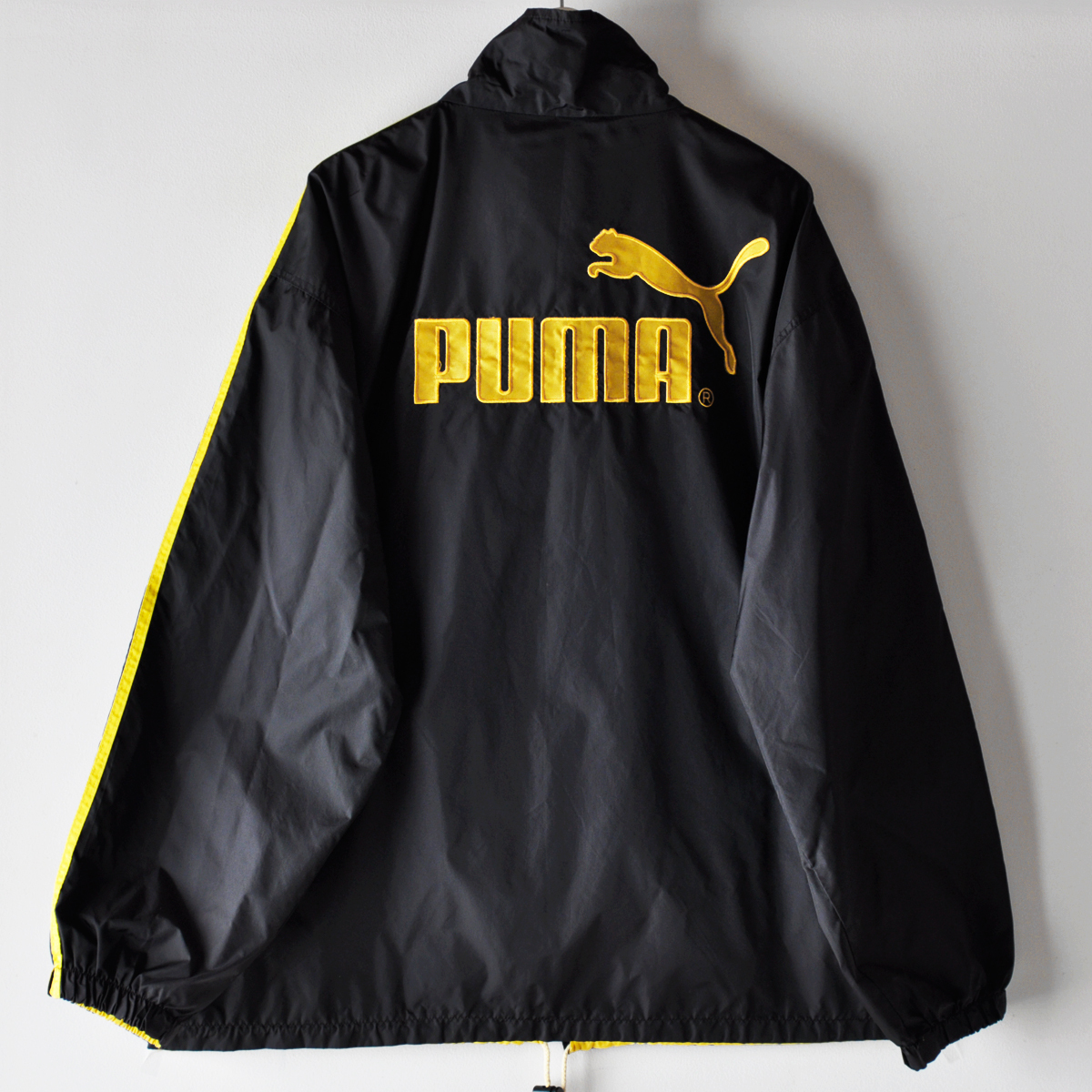80s PUMA プーマ ナイロン リバーシブル トレーニング ジャケット XXL イエロー ブラック 刺繍ロゴ ビッグサイズ /ヴィンテージ 90s ユーロ_画像1