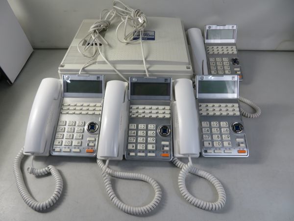 買得 サクサ saxa 主装置と電話4台セット ☆ ○AQ35 主装置HM700S＋ｄ
