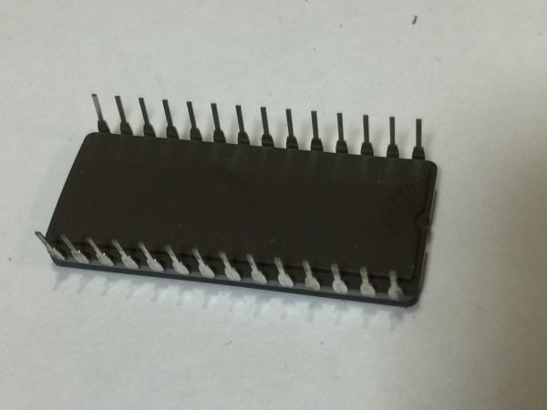 集積回路　NEC　EPROM D27C512D-12 　未使用　2FY0Ｂ_画像2