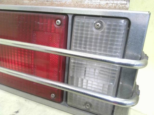  used Atlas KC-AKR71EA left tail lamp 4HG1 729 220-21366 8-97106-225-1