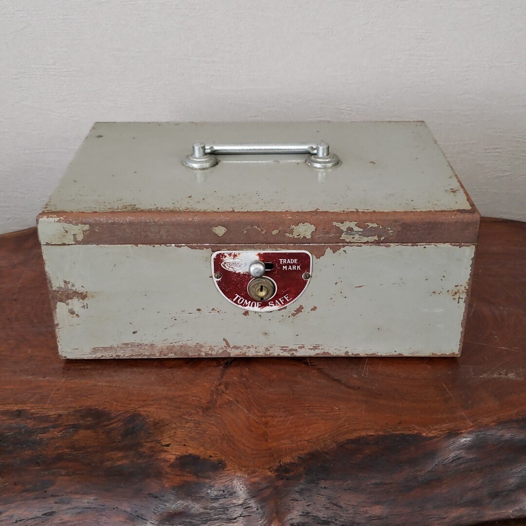 TRADEMARK handbag safe Vintage bag Japan Showa Retro antique miscellaneous goods storage cabinet tool box inserting thing box [80t2523]