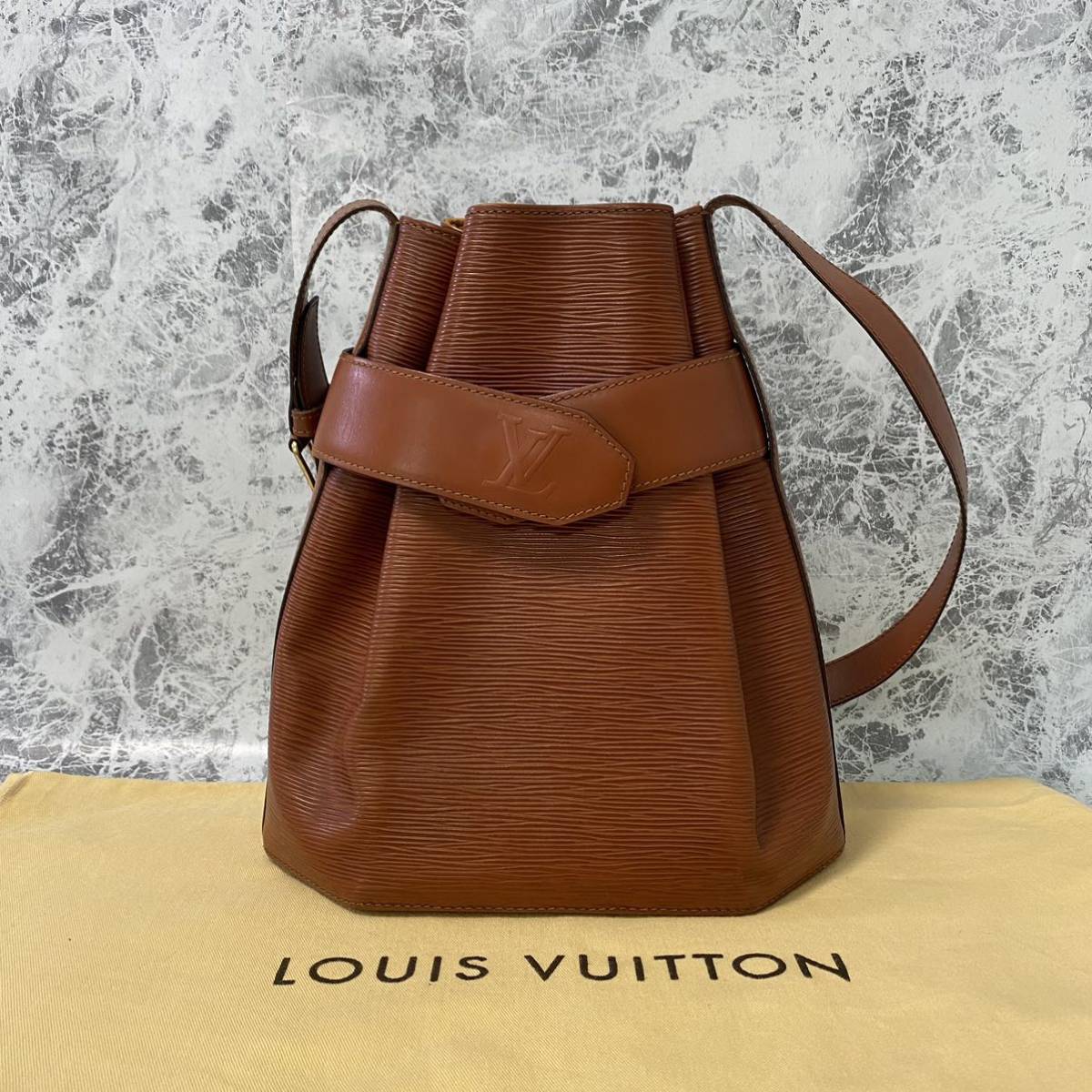 ルイヴィトン LOUIS VUITTON サックデポール エピ ショルダーバッグ 8