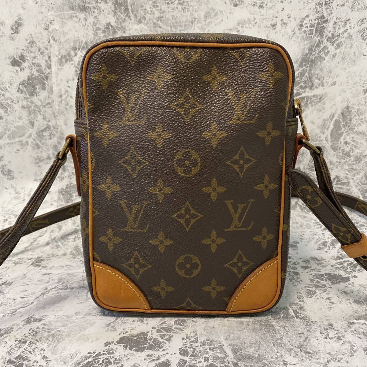 ルイヴィトン LOUIS VITTON モノグラム アマゾン ショルダーバッグ 2