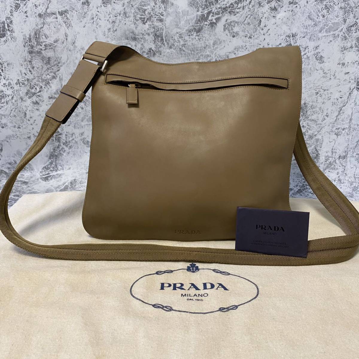 激安正規品 PRADA プラダ ショルダーバッグ レザー ベージュ